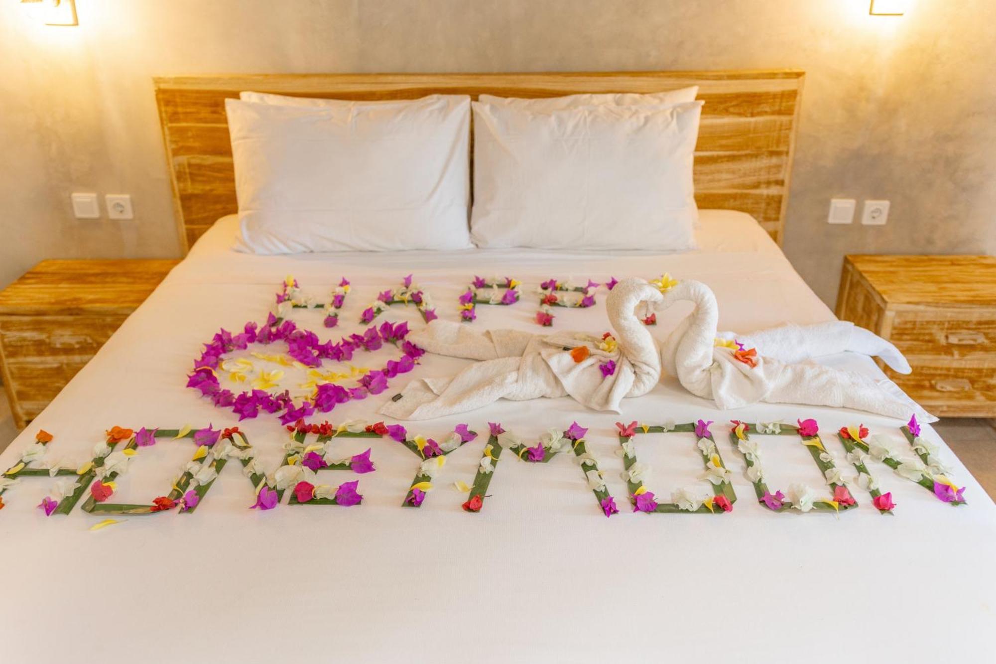 Golden Garuda Cottages Pelilit Bagian luar foto